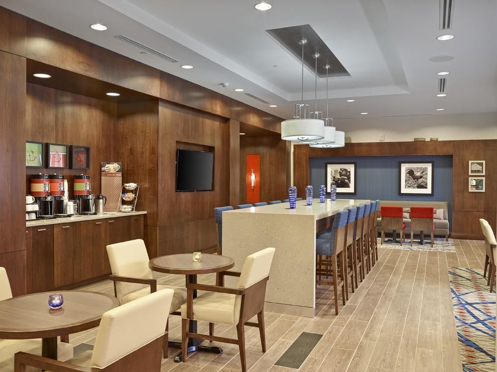 Hotel Homewood By Hilton - Downtown
