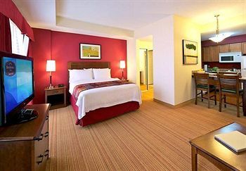 Hotel By Marriott Downtown 4*