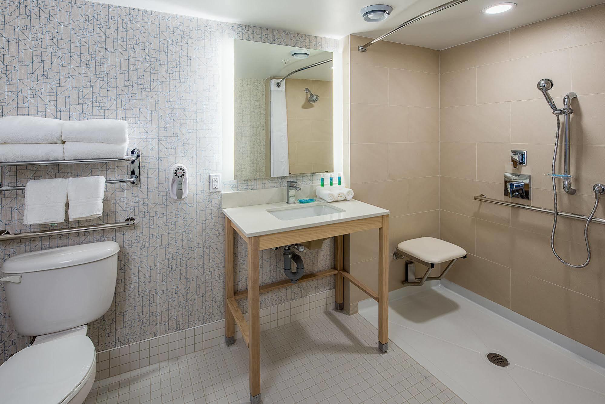Express & - Bedford By Ihg Halifax