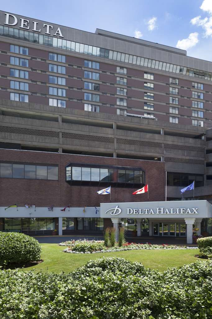 Hotel Halifax 4*