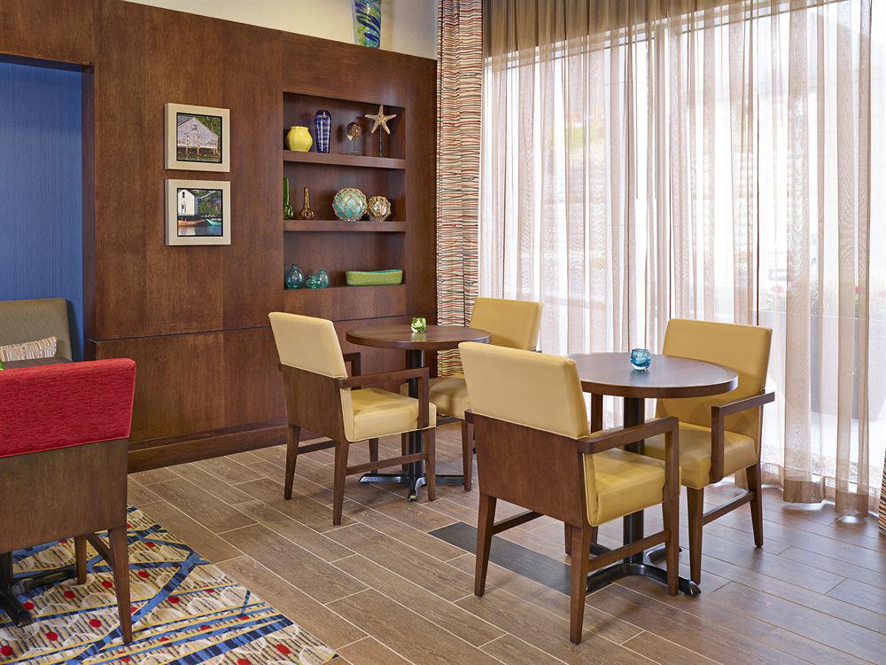 Hotel Homewood By Hilton - Downtown Halifax