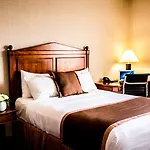The Lord Nelson Hotel & Suites