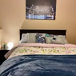 Grace Oasis With 2 Connected Bedrooms With A Pull-Out Couch