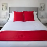 Cameo Hotel And Suites