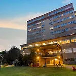Best Western Plus Chocolate Lake Hotel - Halifax