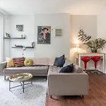 210 Comfortable Escape Suite