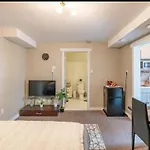 Triple K Cozy Private Suite In Portland Estate