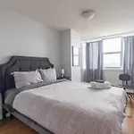 Bright Dt Apt #7A, Amazing View