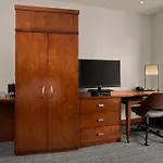 Courtyard By Marriott Halifax Downtown