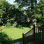 At Robie\'S End B & B