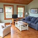Larinda\'S Landing Oceanfront Cottages