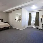 Bluenose Inn & Suites