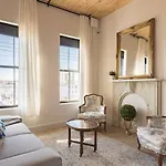 Brewery Park 303 - Boutique French Suite In North End