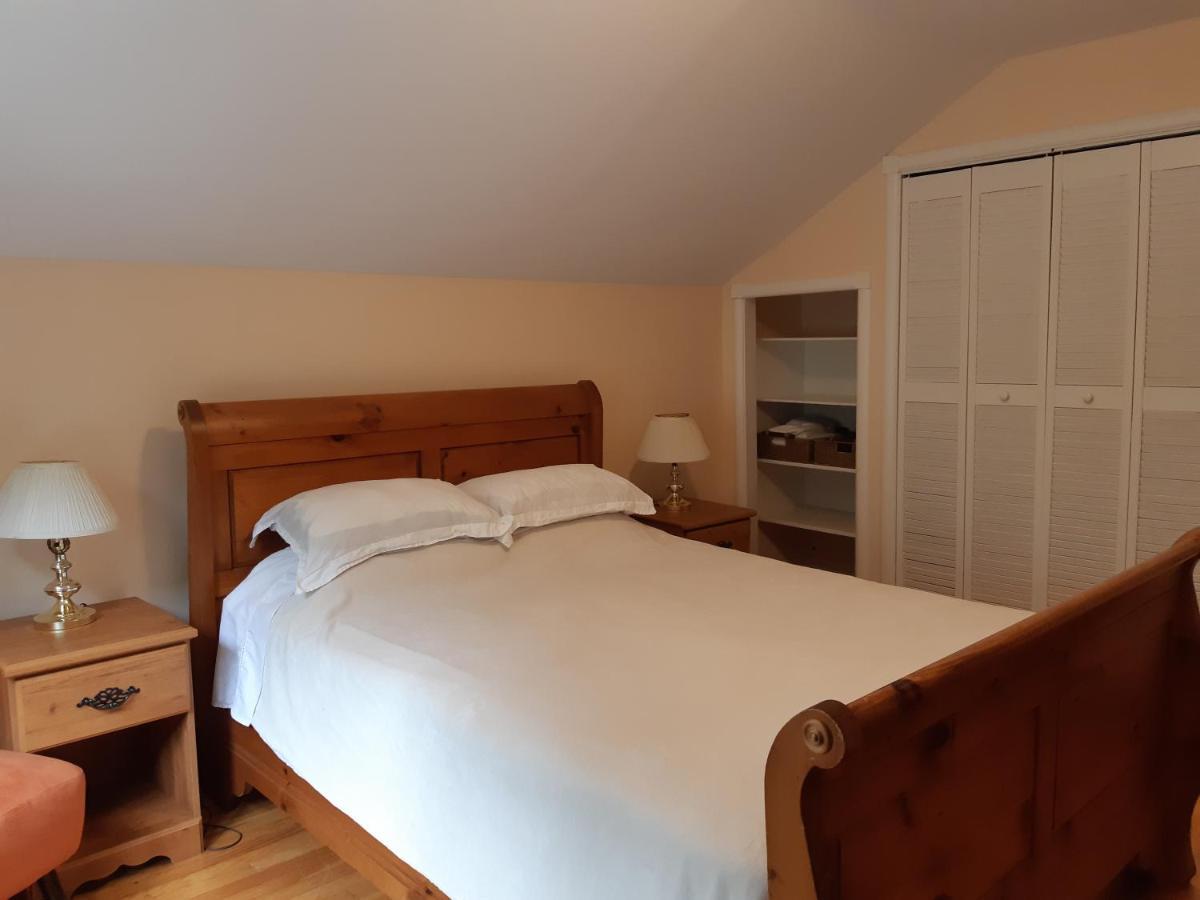 Guest house Comfy - Close To Everything Halifax