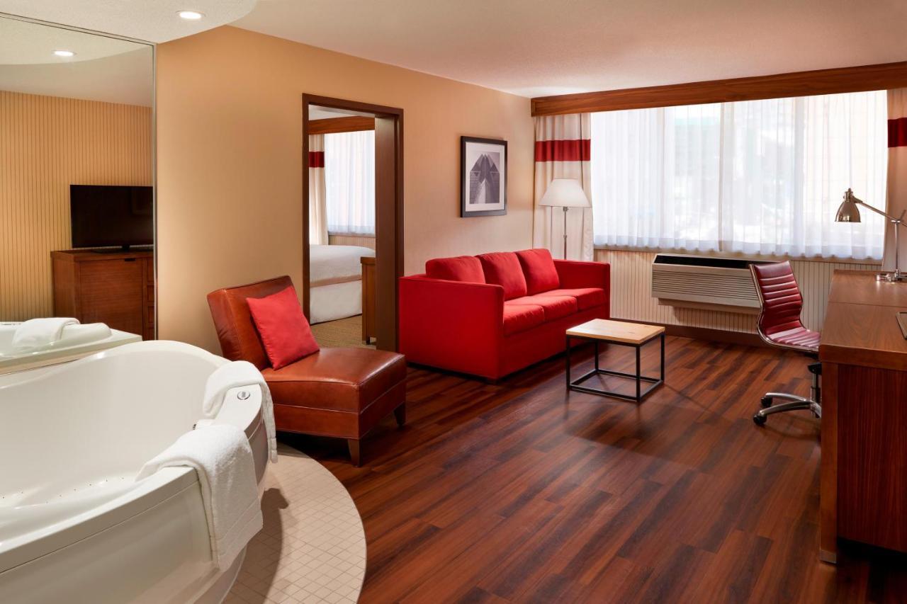 Four Points By Sheraton Hotel 4*
