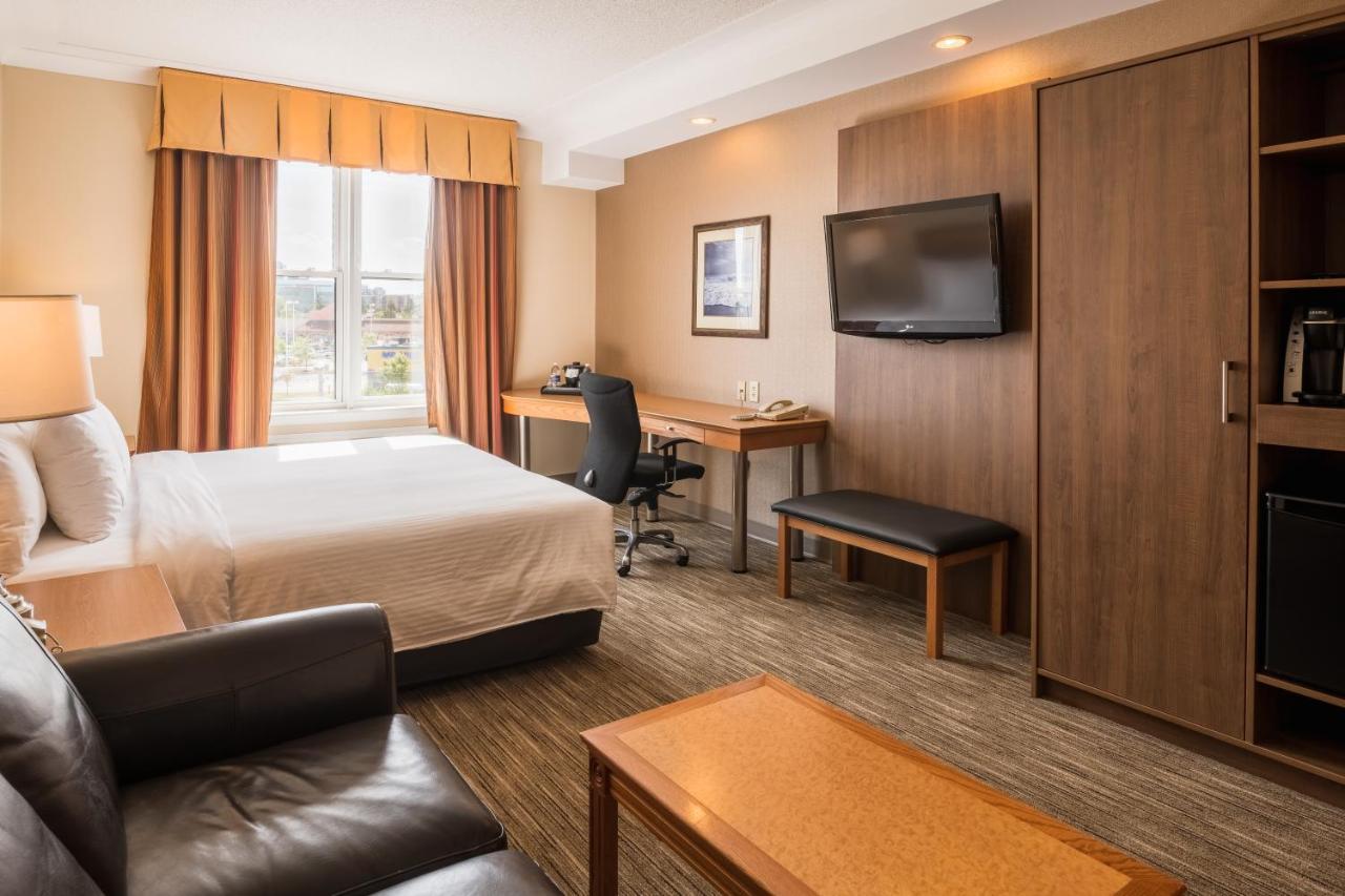 Hotel Future & Conference Centre 3*