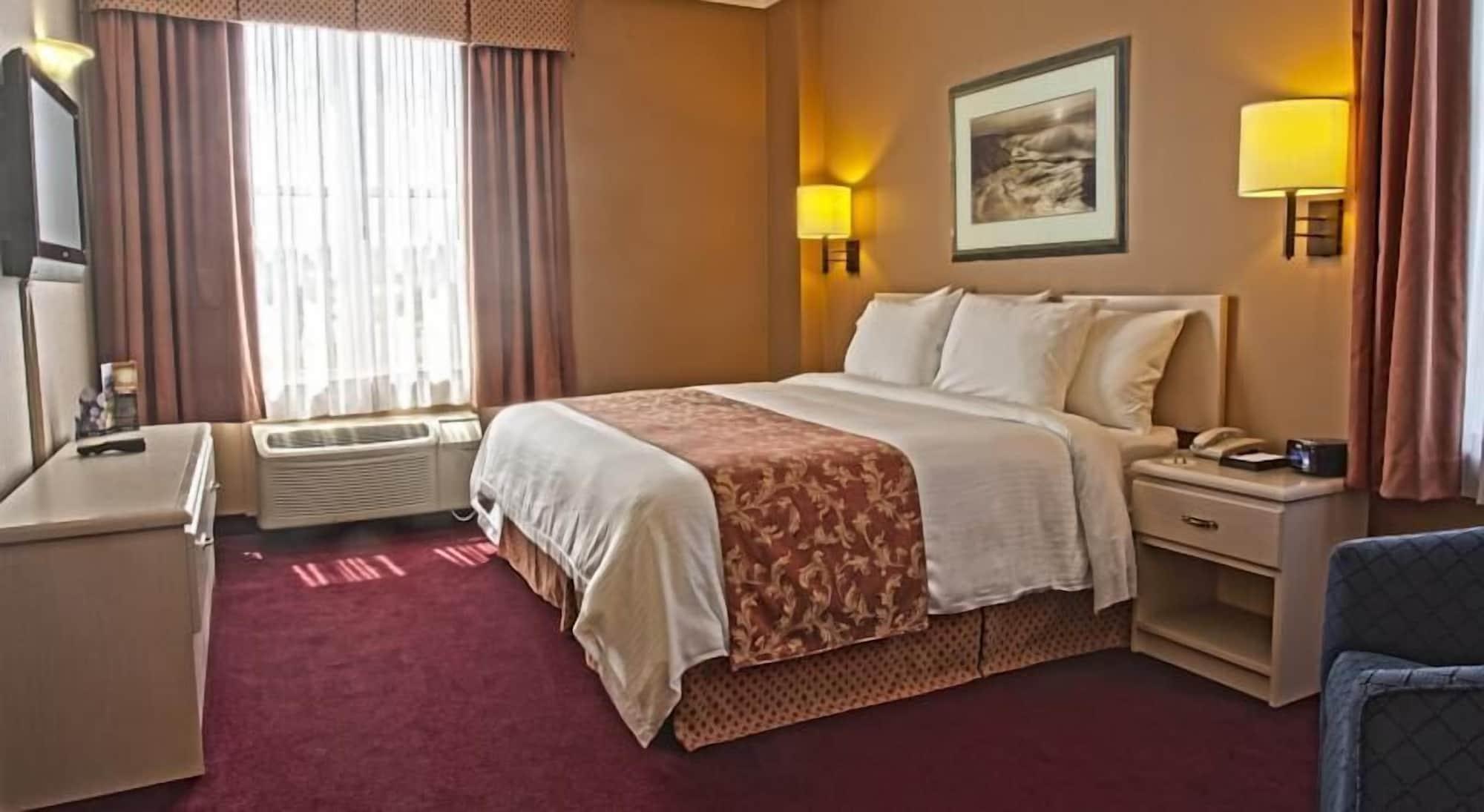 Hotel Future & Conference Centre 3*