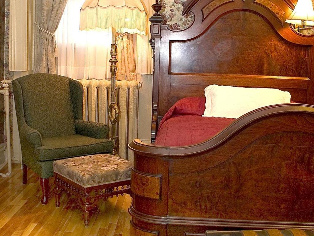 Waverley Inn 3*