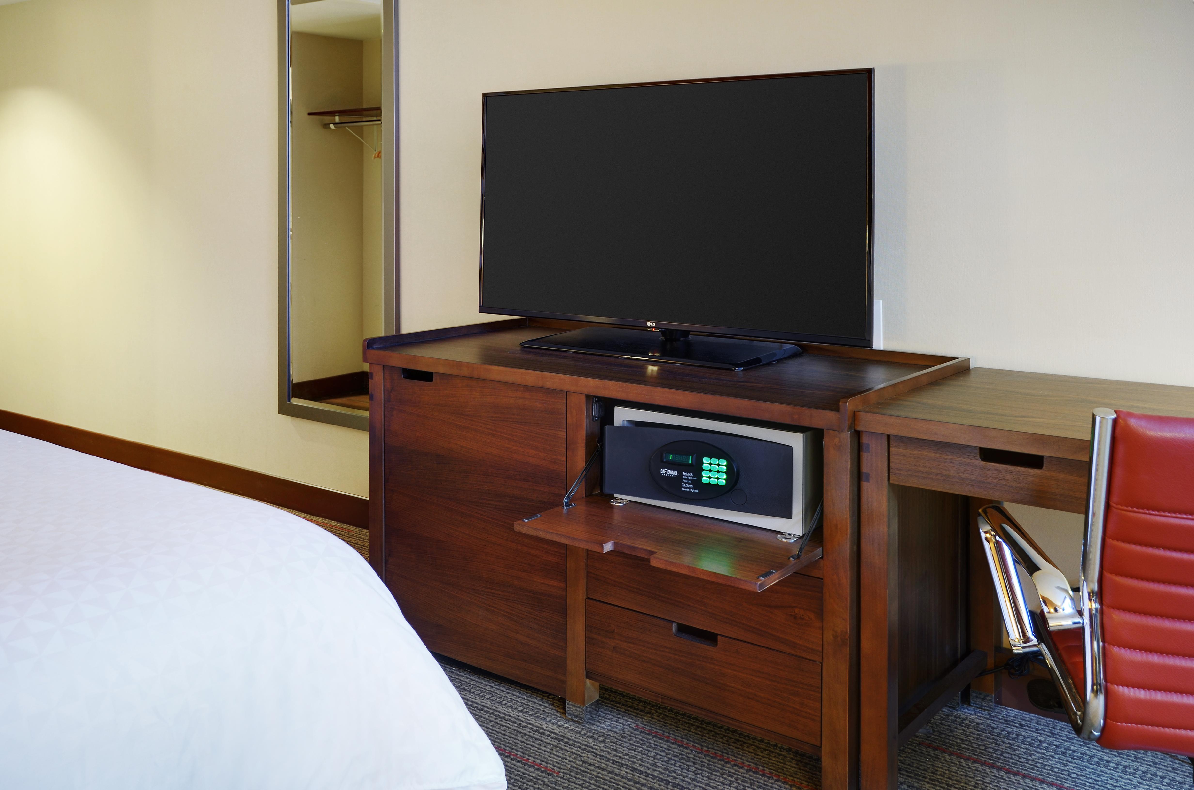 Hotel Four Points By Sheraton 4*