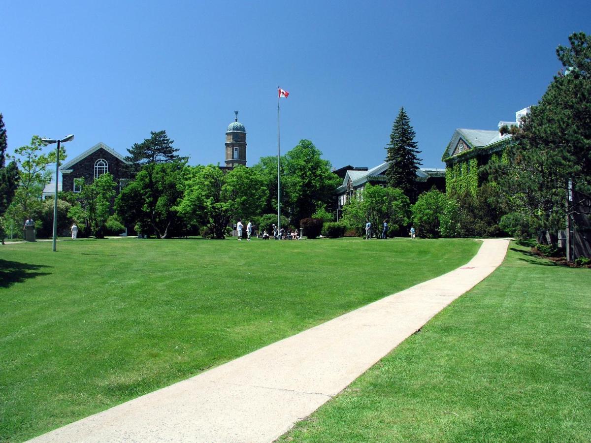 Hostel Dalhousie University *