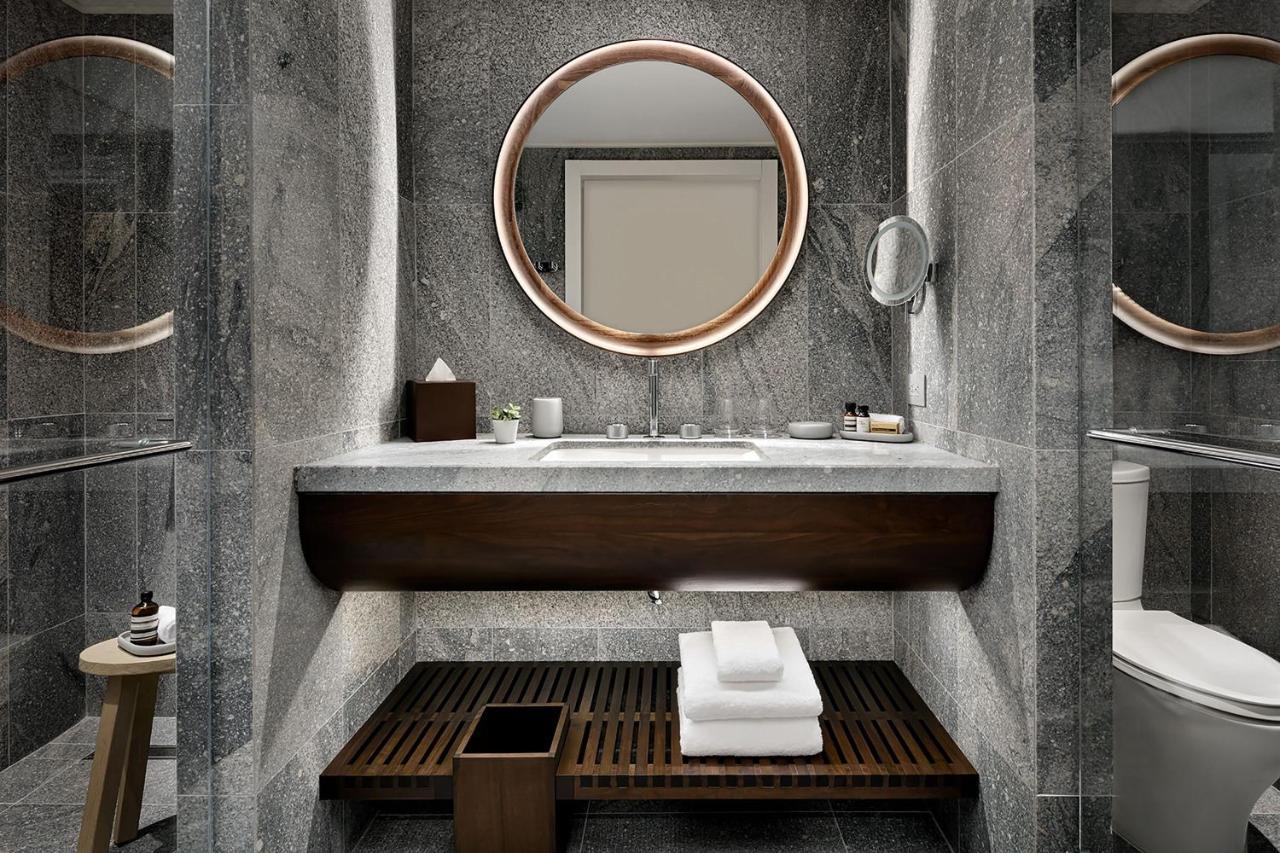 Muir, A Luxury Collection Hotel, Halifax Hotel 5*
