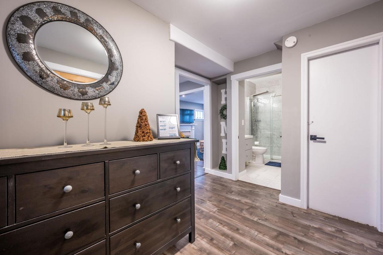 Cozy Chic Oasis 3 Bedroom * Halifax