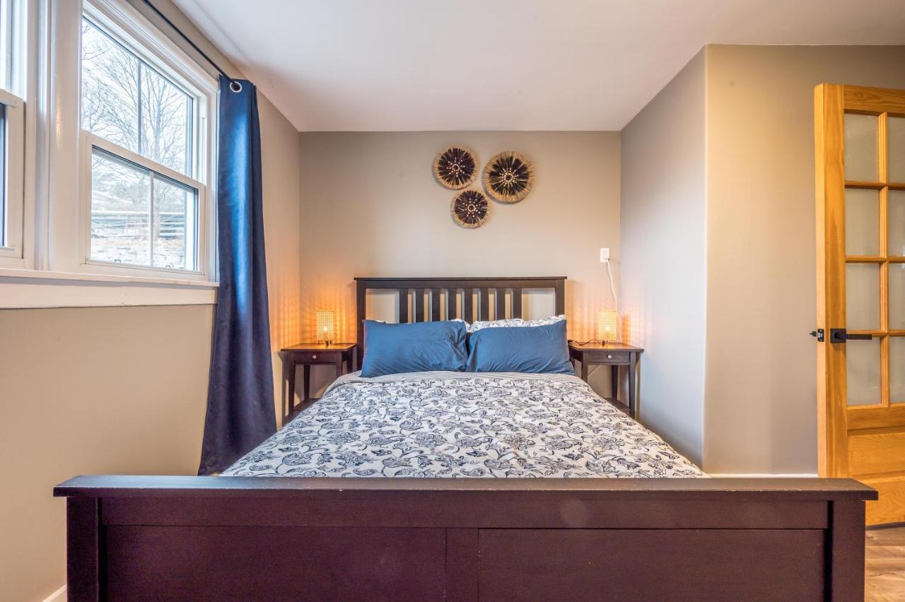 Cozy Chic Oasis 3 Bedroom Apartment Halifax