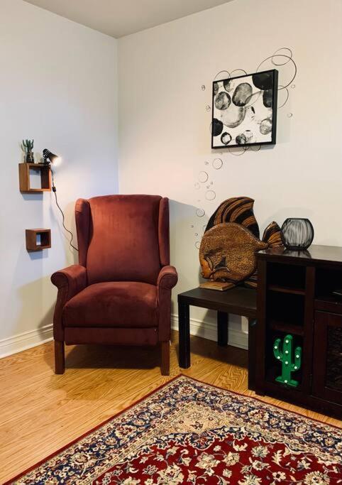 Xxx Old 238 Lovely 1-bedroom Unit In Halifax