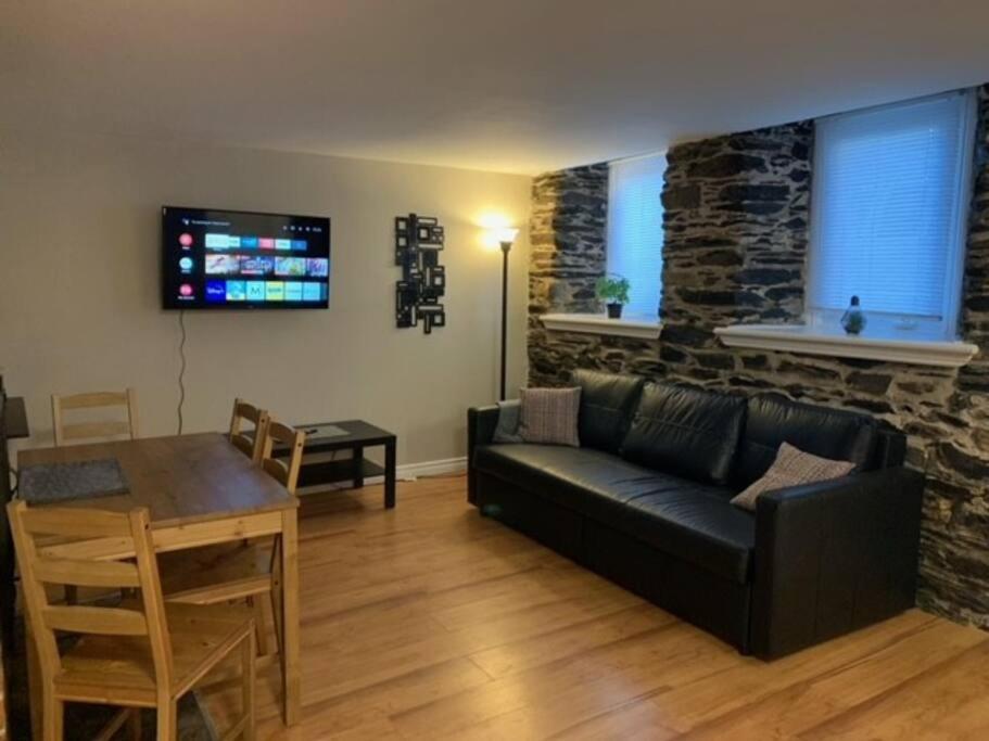Cozy 1-bedroom In Bauer Terrace Next To Citadel Apartment *