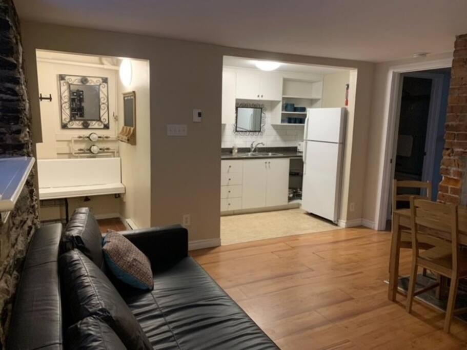 Cozy 1-bedroom In Bauer Terrace Next To Citadel Apartment Halifax