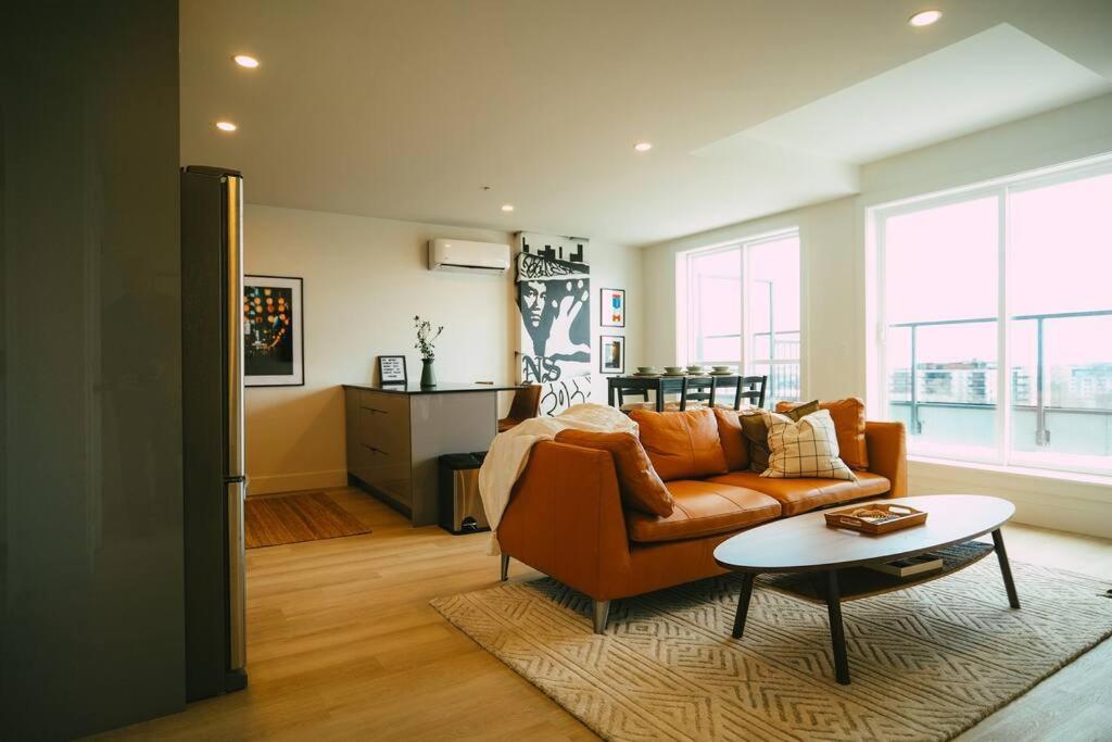 Chic Cozy Retreat - 2br - Stunning North End Views Apartment *