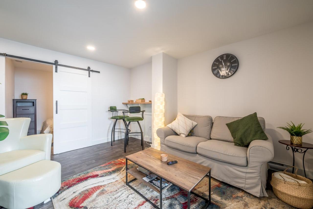 Cozy Fully-equipped 2 Bedroom *