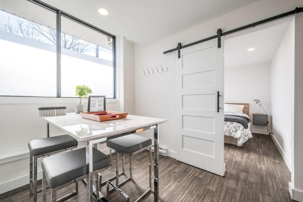 Modern Contemporary 2 Bedroom