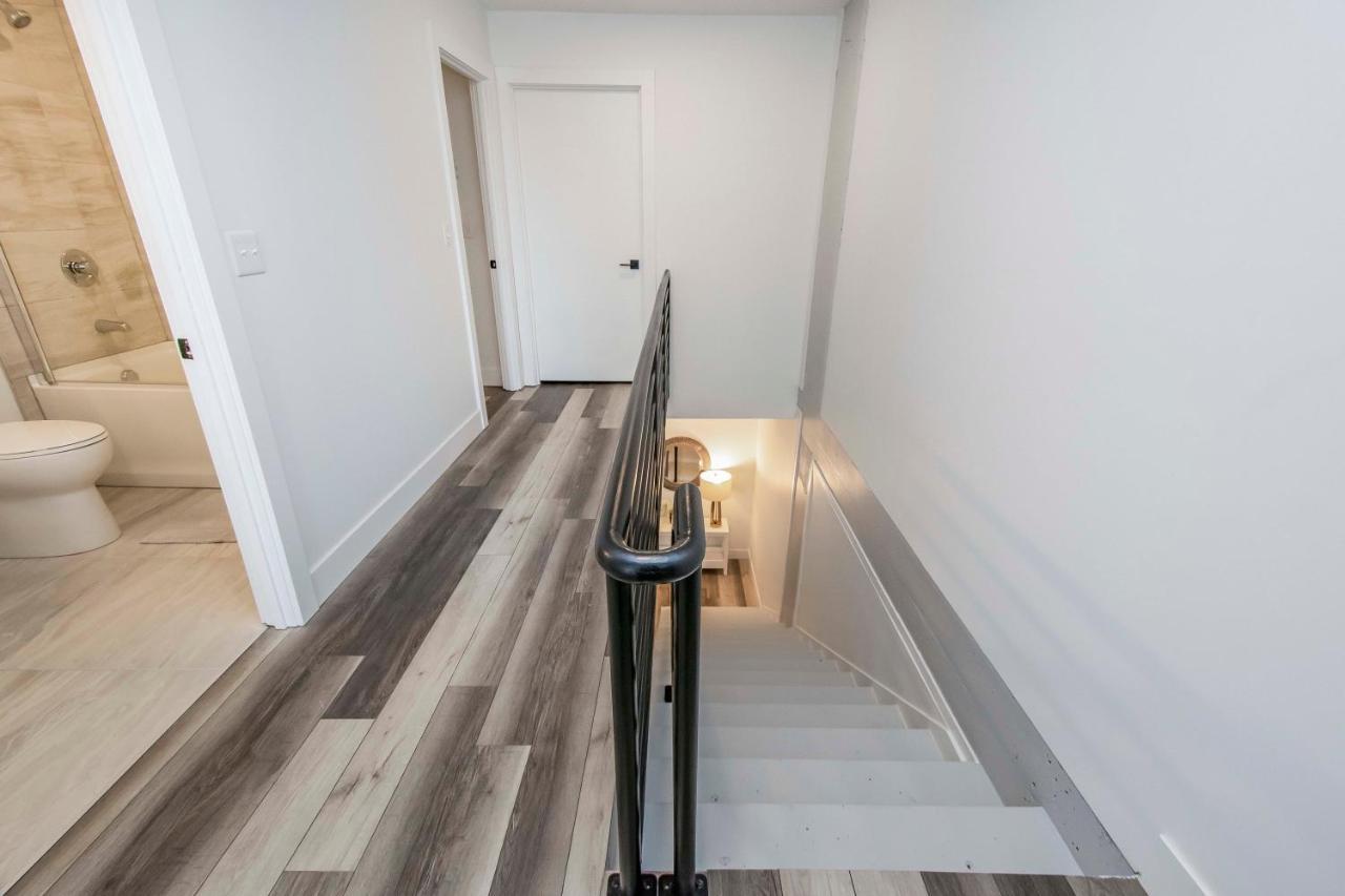 Luxurious 3 Bedroom Brand New Town House Apartment