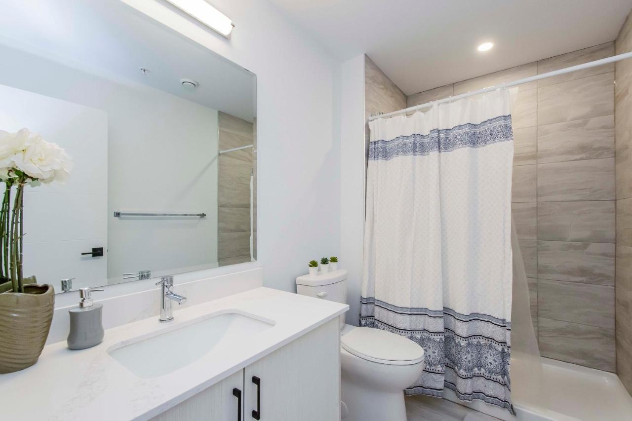 Luxurious 3 Bedroom Brand New Town House Apartment Halifax
