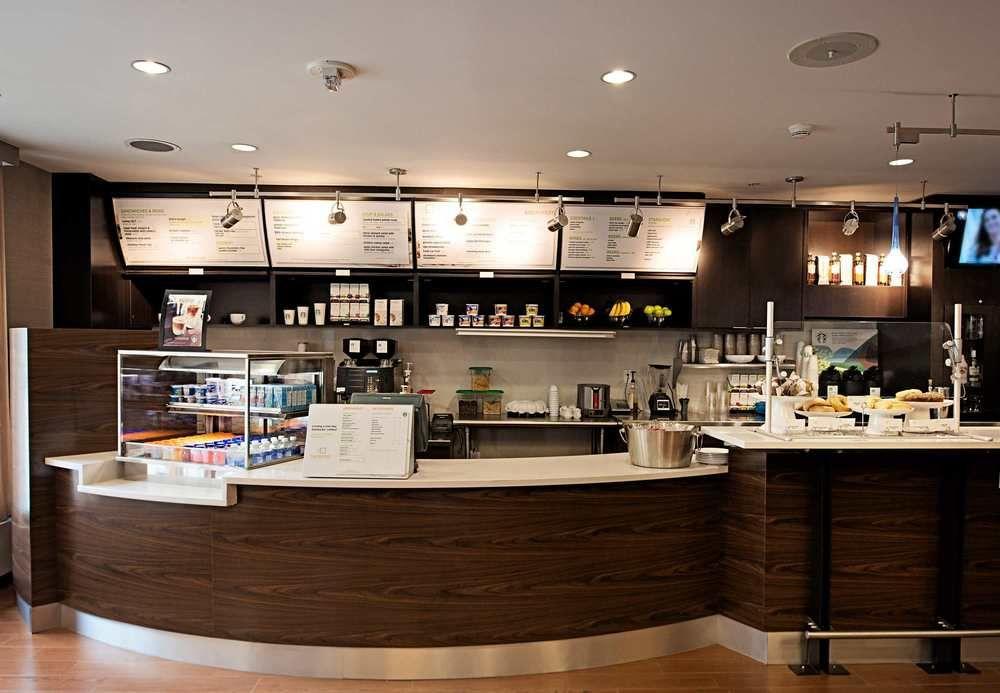 Courtyard By Marriott Downtown 3*
