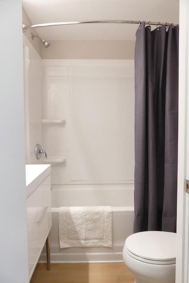 Apartment 202 Convenient Studio Parking Halifax