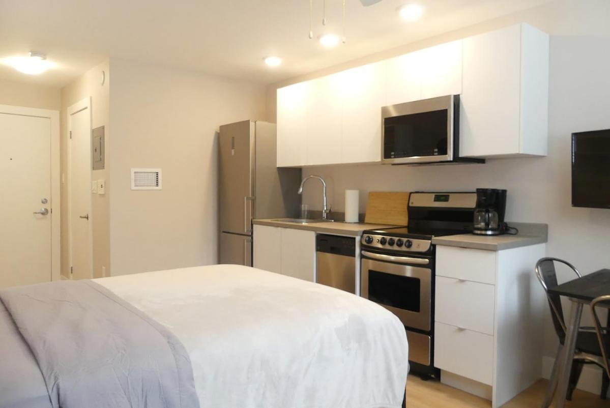 Apartment 202 Convenient Studio Parking