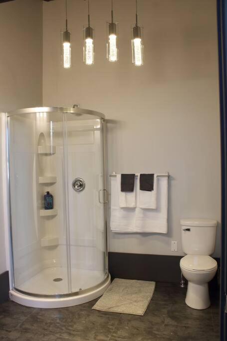 Apartment 104 With Ac, Industrial Styling