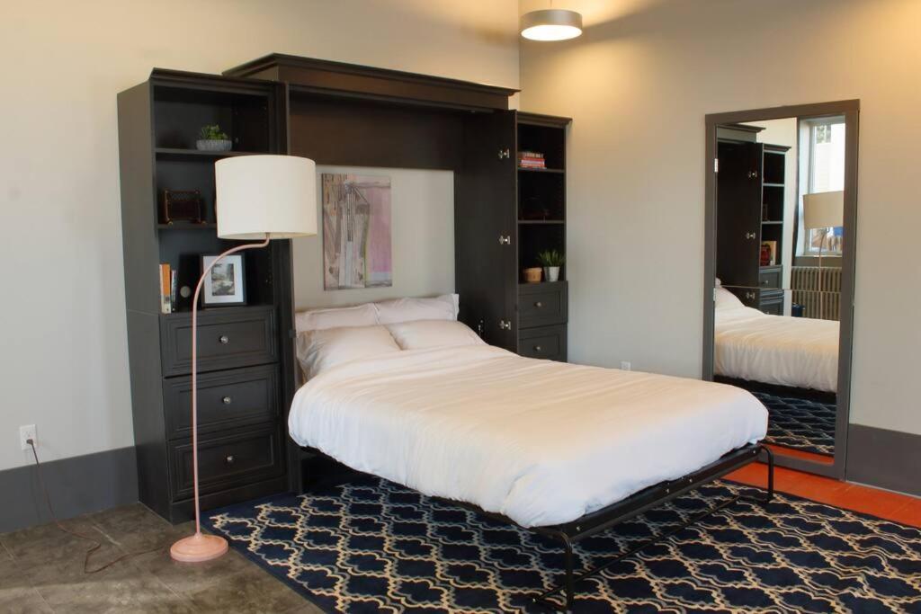 104 With Ac, Industrial Styling * Halifax