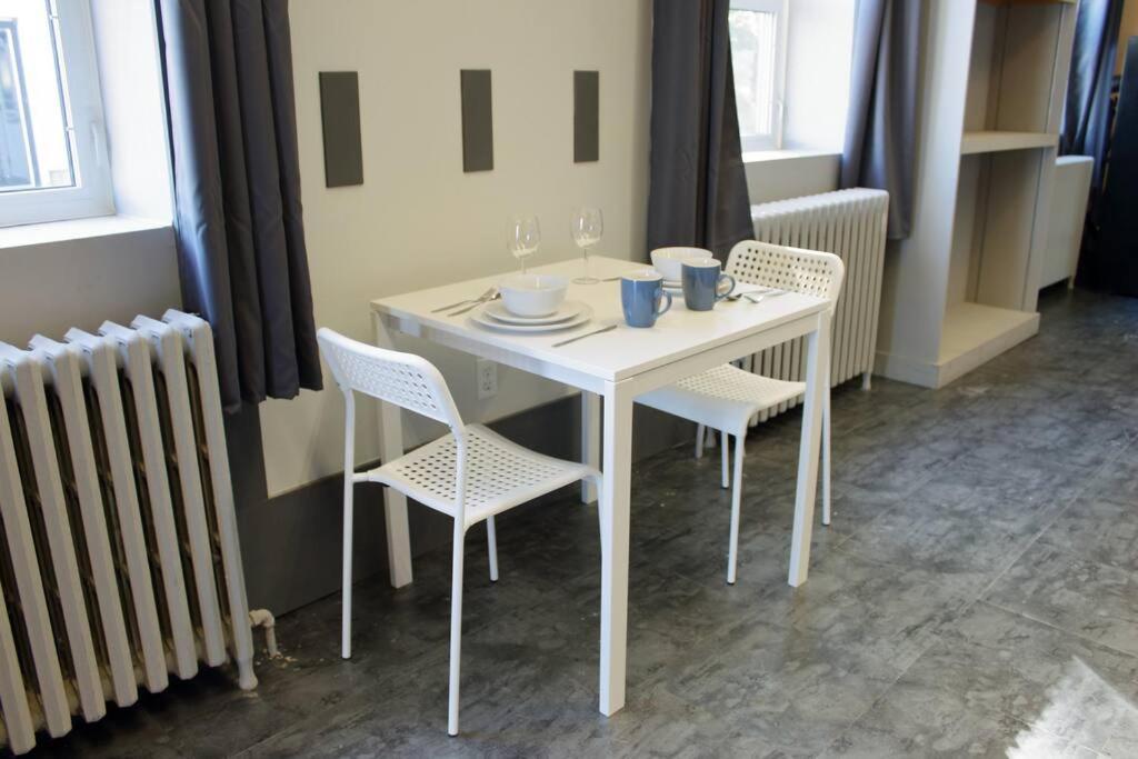 104 With Ac, Industrial Styling Apartment *