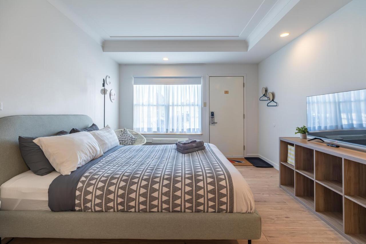 300 Zen Oasis-studio #305, Ac