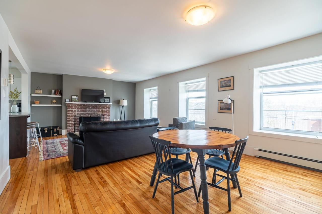 101 Beautiful & Spacious Apt Apartment Halifax