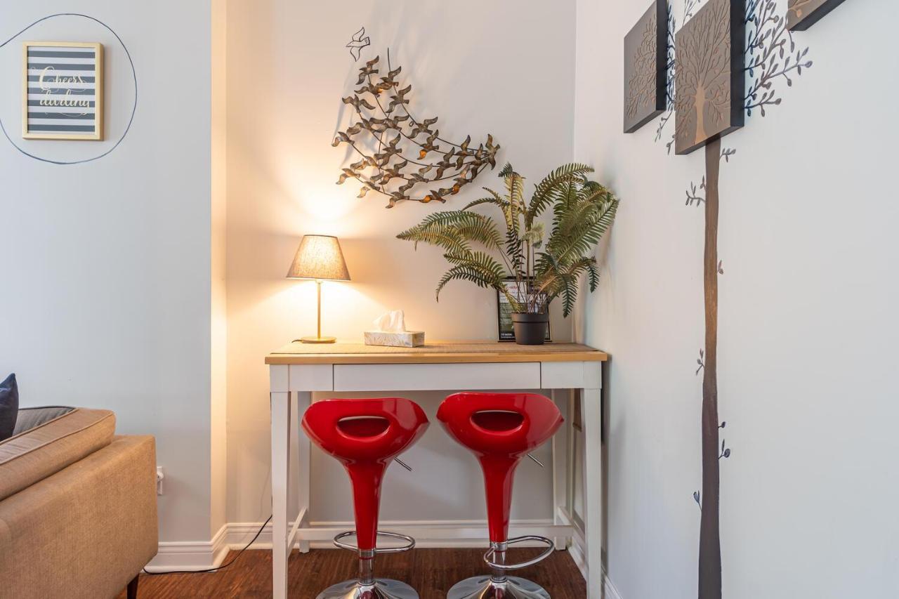 Apartment 210 Comfortable Escape