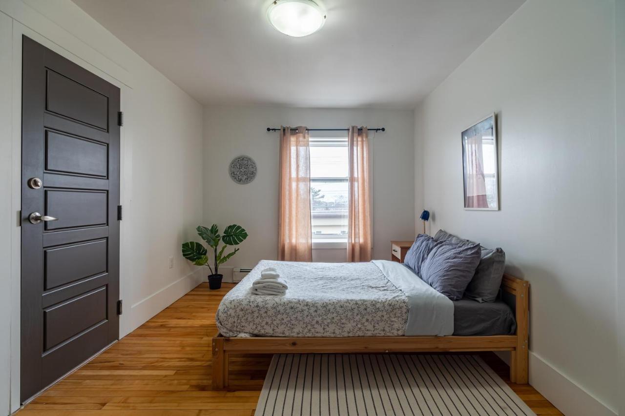 Apartment 103 Large & Sunny Beautiful