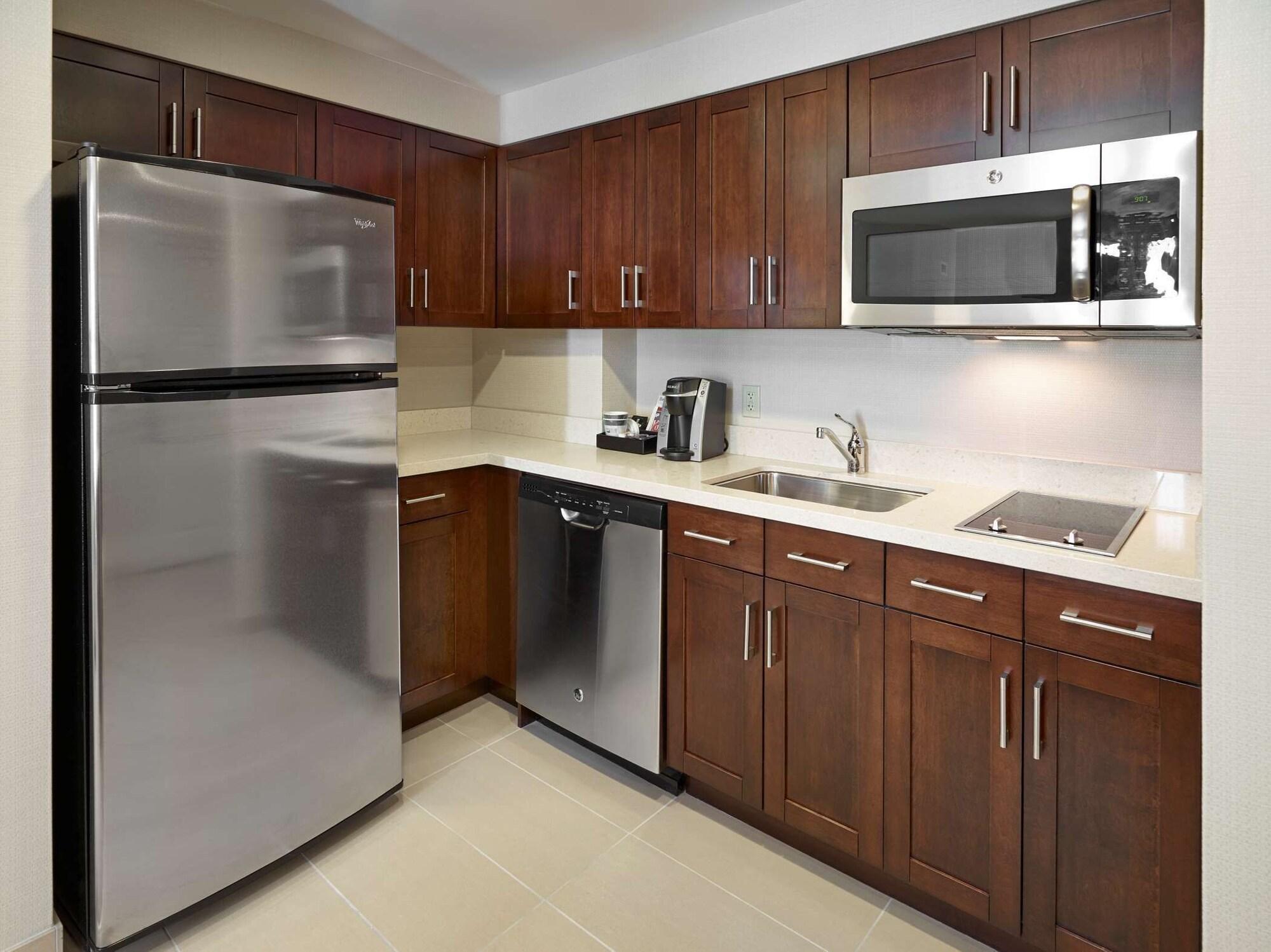 Hotel Homewood By Hilton - Downtown Halifax