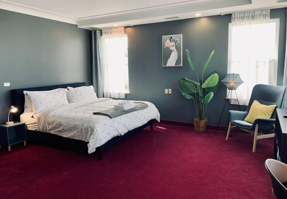 Hotel 300 Inviting Studio #402 With Ac *