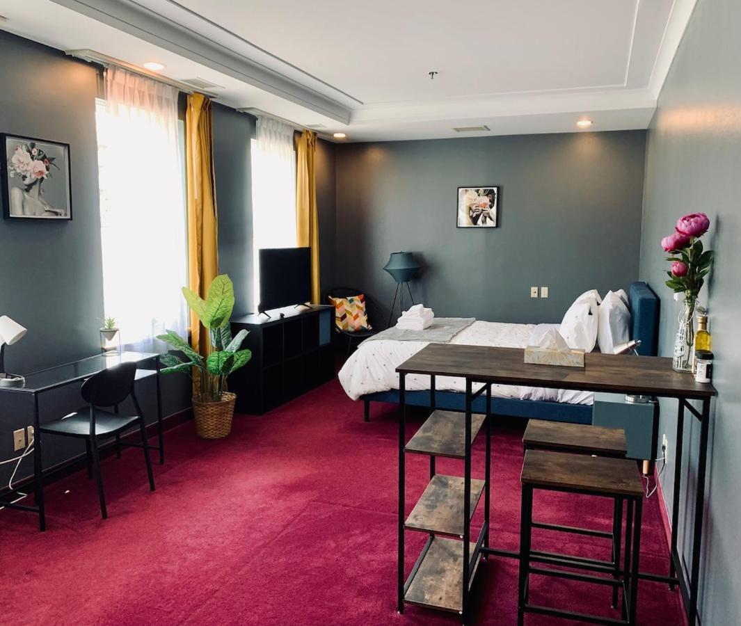 Old 300 Cozy Apt #412, Modern Dcor, Free Parking, Ac * Halifax