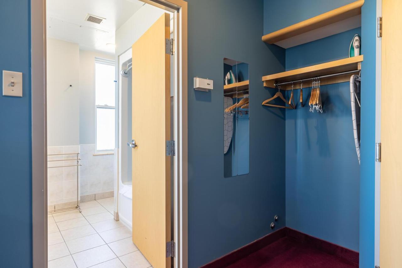 Hotel 300 Restful Apt #401 With Ac
