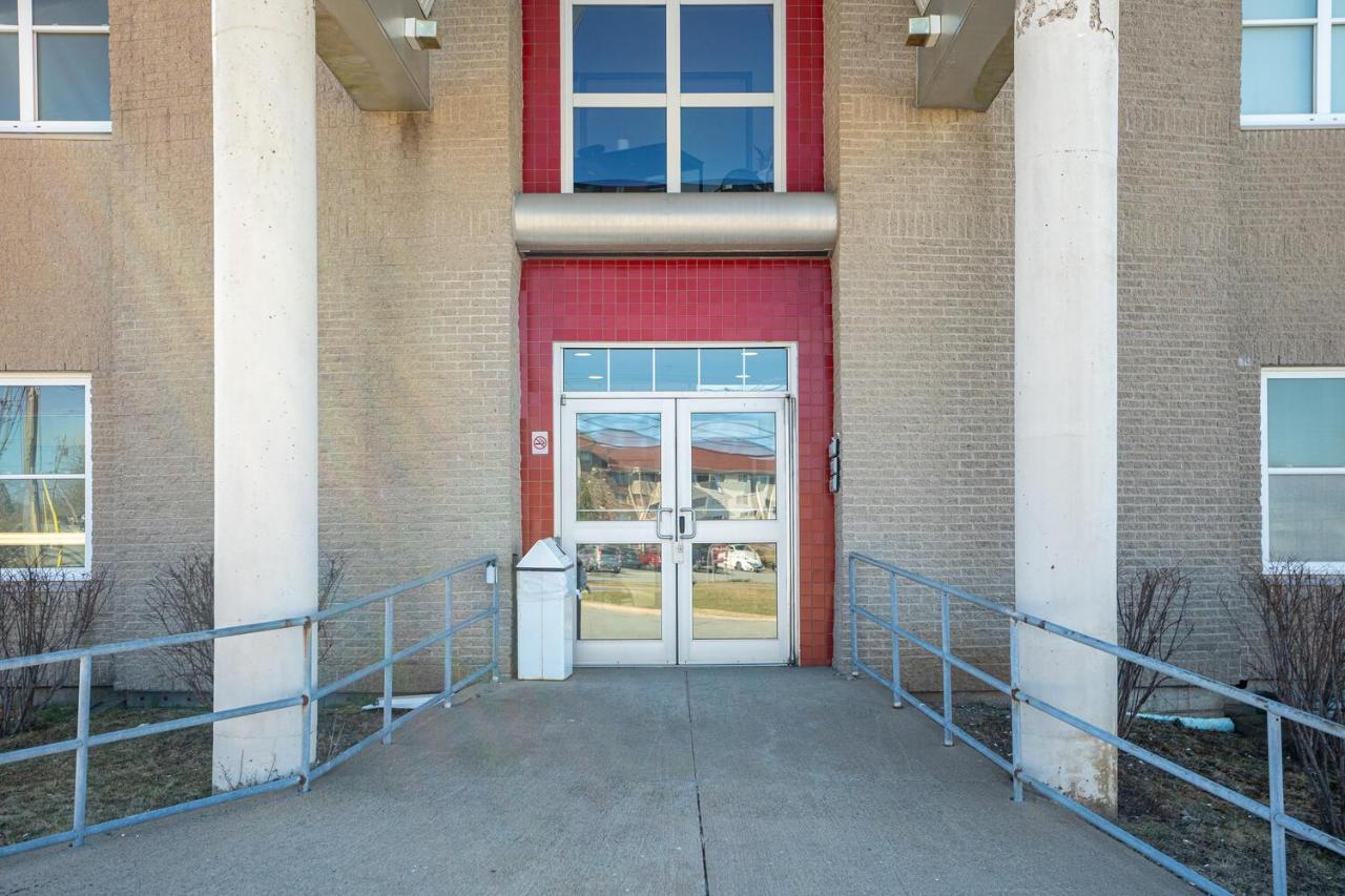 300 Inviting Studio #402 With Ac Halifax